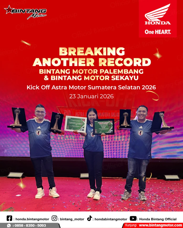 Tim Bintang Motor Palembang dan Sekayu menerima penghargaan Breaking Another Record pada Kick Off Dealers Meeting Honda 2026